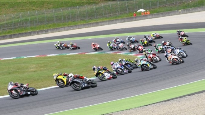 Autodromo Magione, weekend a due ruote con la Coppa Fmi del Mc Spoleto