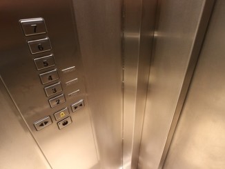 Tavernelle, chiama ascensore, la cabina non c’è, fa salto nel vuoto