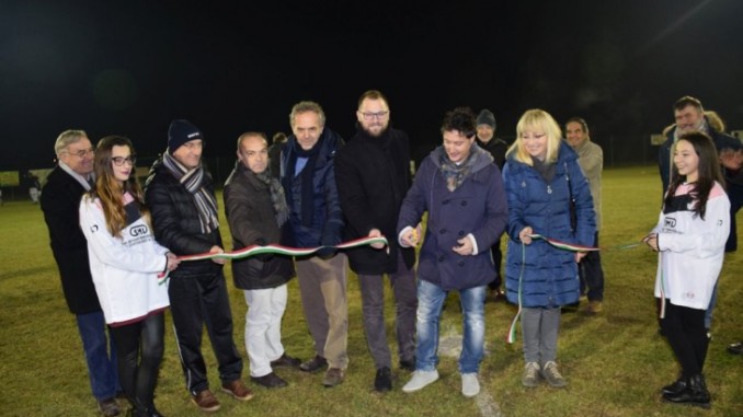 Campo sportivo di Sant’Arcangelo, proseguono lavori nuova illuminazione