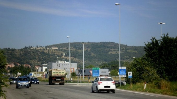 Area artigianale Magione: dopo cavidotto per fibra ottica arriva asfalto