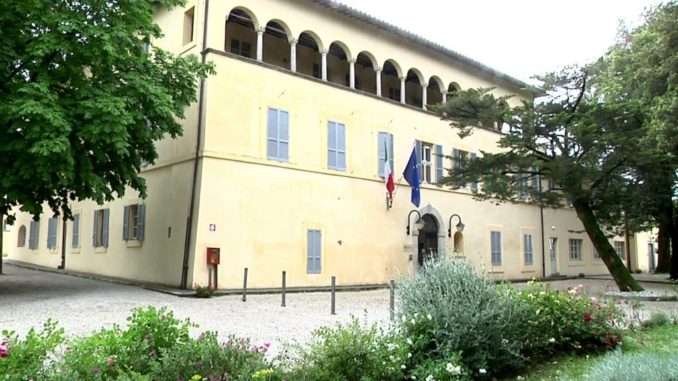 Società pubbliche Villa Umbra incontro, evitare sprechi e mantenere servizi [VIDEO]