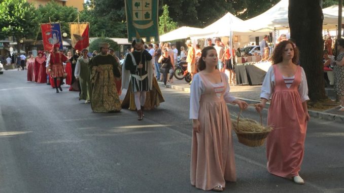 Sposalizio delle acque Passignano tra barche e palio Trasimeno