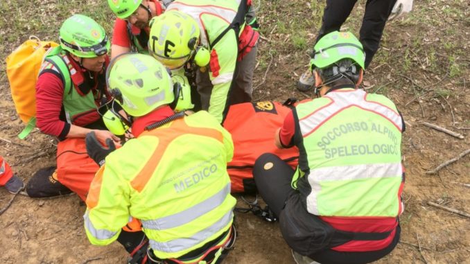 Incidente nel bosco di Valdopierle, 53enne salvato da elisoccorso