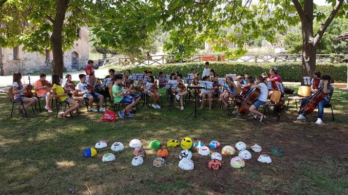 Campus Musicale, Polvese isola dei giovani musicisti, aperte le iscrizioni