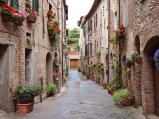 Città della Pieve, organizza la terza edizione di “La Città Fiorita”