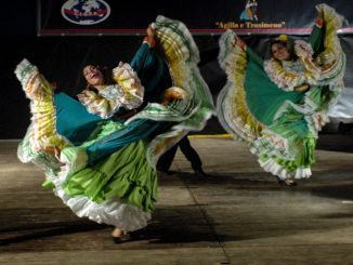Ferragosto Castiglionese dedicato alla rassegna internazionale del folklore