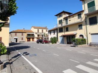 Dpcm spezza paese, Santa Messa in Umbria e casa in Toscana