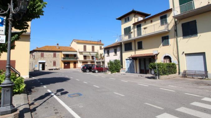 Dpcm spezza paese, Santa Messa in Umbria e casa in Toscana