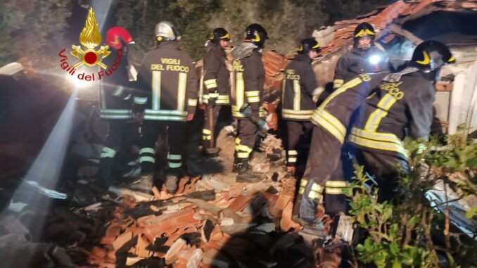 Fuga di gas e scoppia caldaia spogliatoio campo sportivo, almeno tre feriti