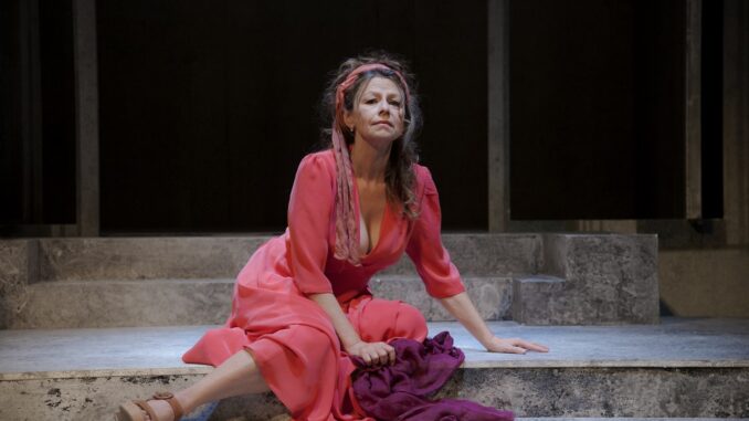 La commedia di Aristofane, Lisistrata, al Teatro Mengoni di Magione