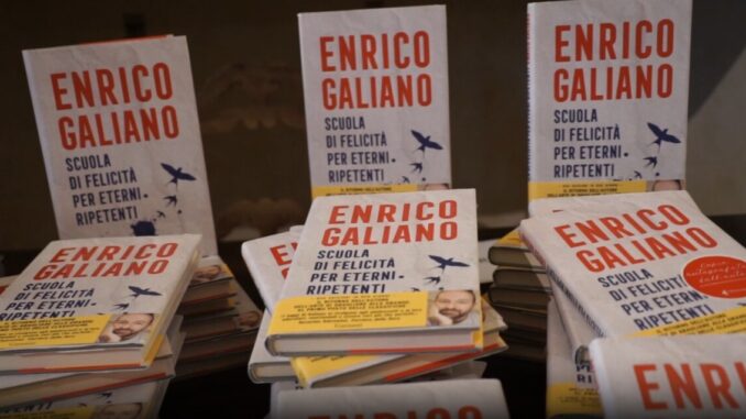 Enrico Galiano a Narrazioni grande pubblico e tanti giovani