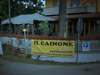Notte di follia e vendetta al Lago, due accoltellati