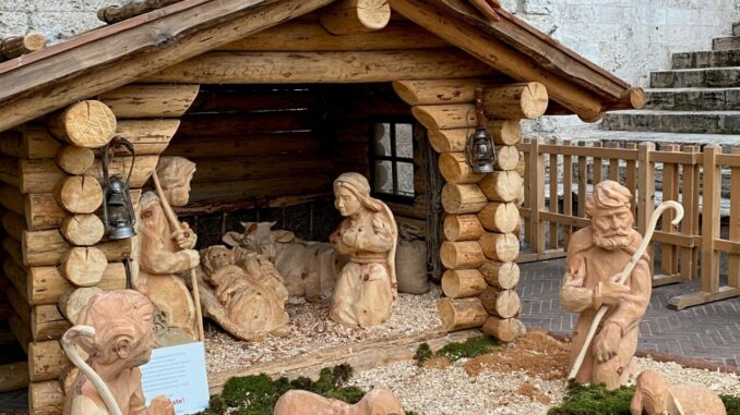 L'Arcidiocesi si prepara a accogliere la "Luce del Natale" con eventi culturali e religiosi unici