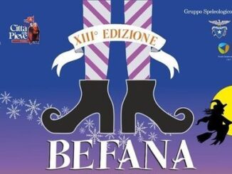 La Befana volante giù dal campanile del Duomo di Città della Pieve