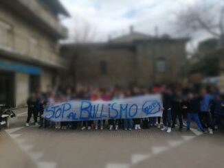 Bullismo, studenti in piazza a Pietrafitta per gridare “no”