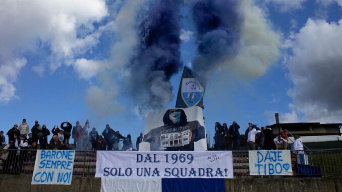 Pietrafitta, la gioia dei tifosi nel derby di Prima Categoria