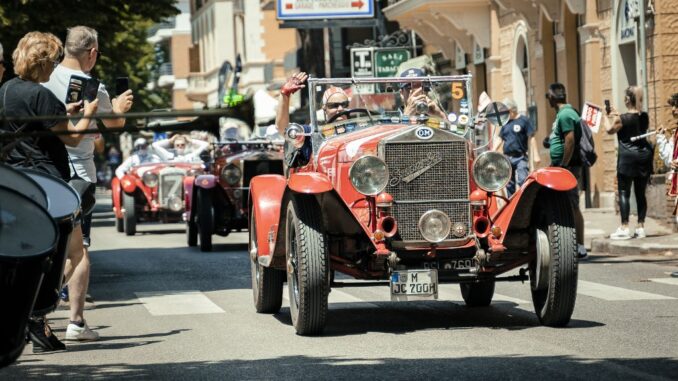 Motorismo storico. Passignano incontra di nuovo la 1000 Miglia