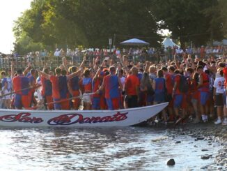 Passignano sul Trasimeno, il Palio barche 2024 si tinge di rossoblù