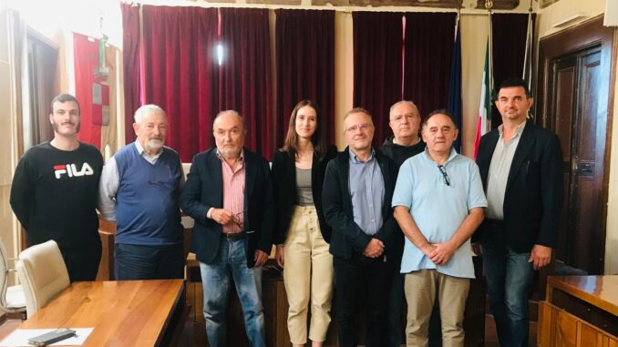 Corciano: patto comunitario per salvaguardare le scuole storiche 