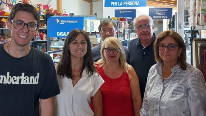 Il Centro del Riuso a Corciano diventa il Villaggio di Babbo Natale e si riempie di doni
