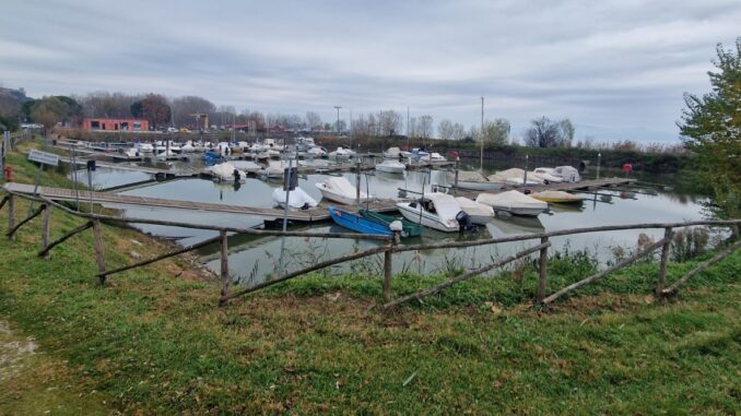 Bando per affidamento in concessione di quattro pontili galleggianti 