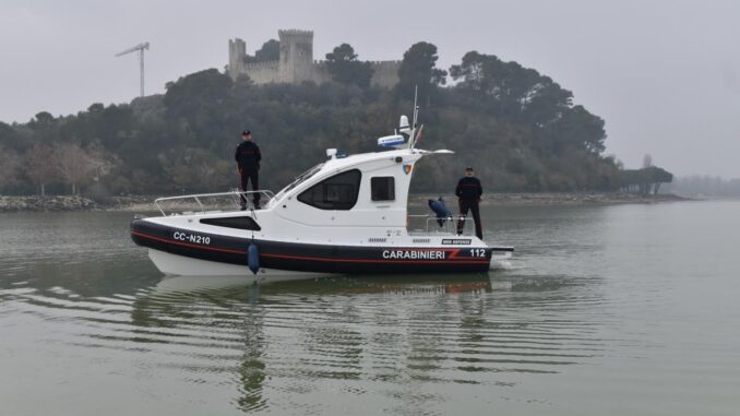 Nuovo battello per i Carabinieri di Castiglione del Lago
