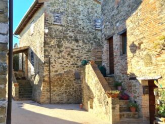 Corciano: Completata la pavimentazione nel borgo di Castelvieto