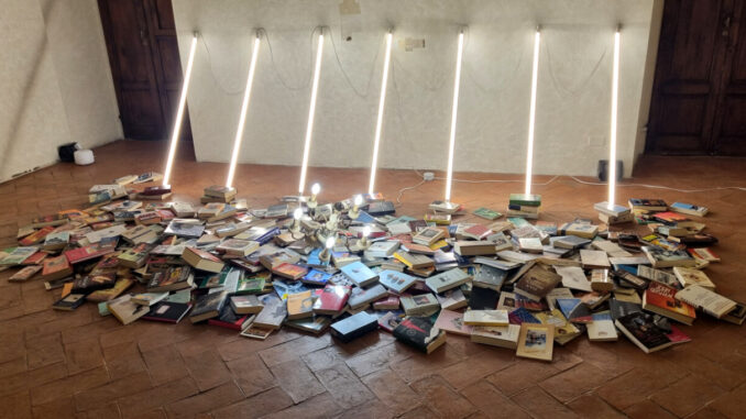 A Castiglione del Lago aperta la mostra collettiva "Il libro che tu sei"