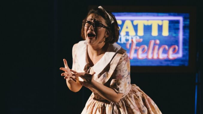 Giulia Tripetta presenta "La moglie perfetta" al Teatro di Tuoro