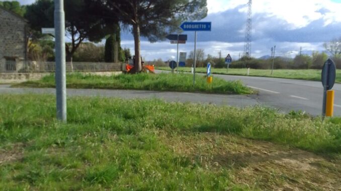 Cartelli stradali errati tra Badiaccia e Castiglione