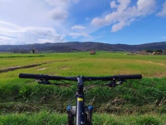 Una domenica in sella alle due ruote per riscoprire la ciclovia Trasimeno-Corciano