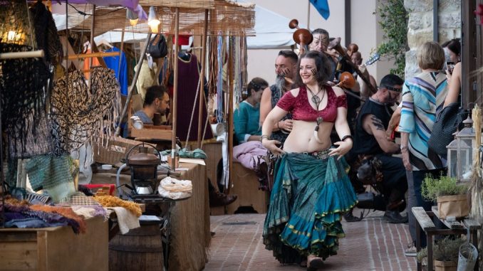 Solomeo si prepara a celebrare la Festa Rinascimentale e i 100 anni della Filarmonica Solomeo si prepara a celebrare la Festa Rinascimentale e i 100 anni della Filarmonica