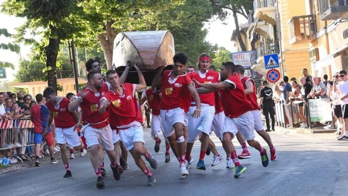 Palio delle Barche, Passignano in festa tra storia e sfide