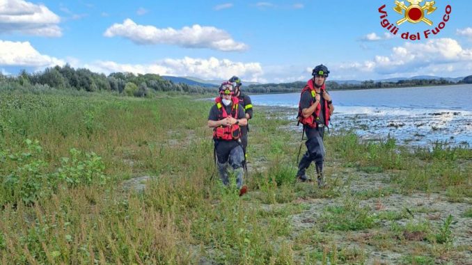 Ritrovato corpo uomo sul Lago Trasimeno vicino Borghetto Tuoro