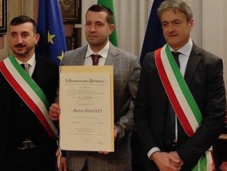 Matteo Giannetti riceve il Cavaliere al Merito della Repubblica