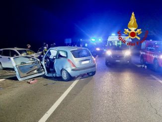 Frontale sulla variante a Tavernelle: due feriti, Vigili al lavoro subito