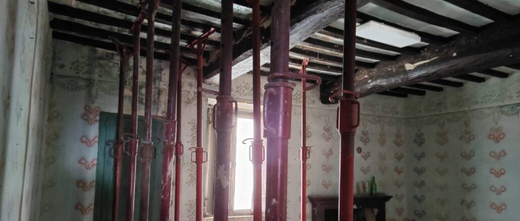 Il borgo dimenticato: Cibottola tra incuria e privati