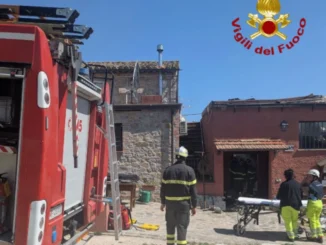 Crollo solaio a Perugia soccorsa una persona dai pompieri