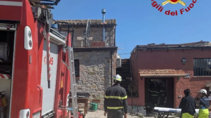 Crollo solaio a Perugia soccorsa una persona dai pompieri