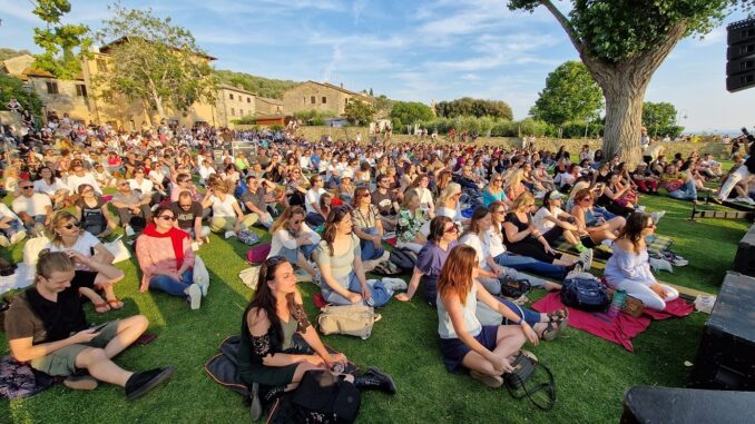 Trasimeno a rischio navigazione, Moon in June cambia sede